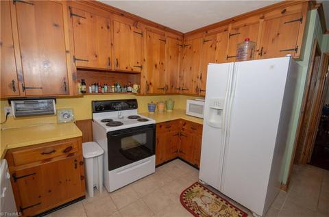 622 E Stadium Dr, Eden, NC 27288 photo 14