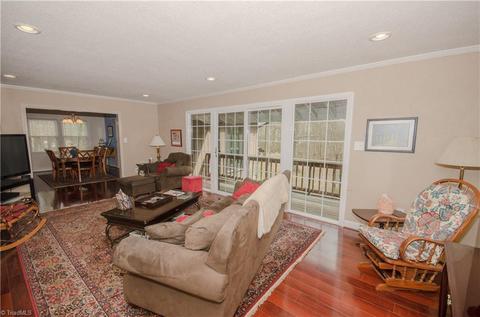 622 E Stadium Dr, Eden, NC 27288 photo 7