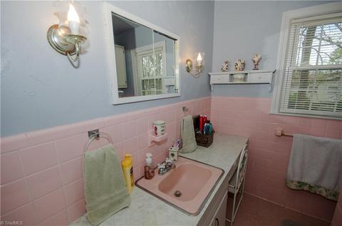 622 E Stadium Dr, Eden, NC 27288 photo 16