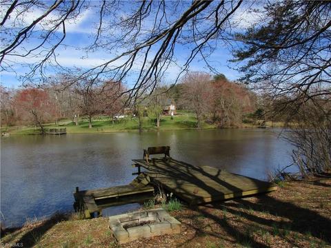 Undisclosed, King, NC 27021 photo 3