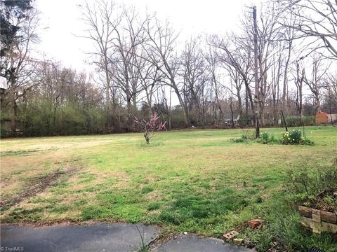 3083 Plank Rd, Robbins, NC 27325 photo 4