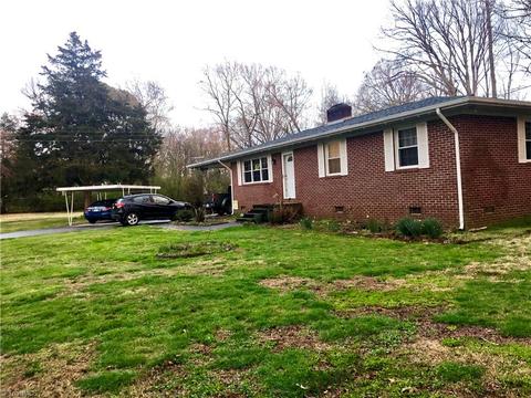 3083 Plank Rd, Robbins, NC 27325 photo 2