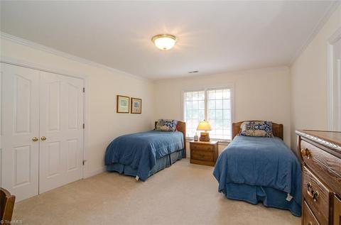 118 Augusta Pl, High Point, NC 27265 photo 17