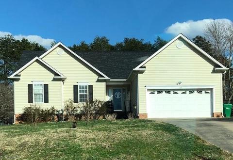 109 Asheview Ct, King, NC 27021 photo 1