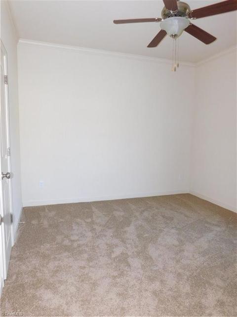 839 Howard Pl, High Point, NC 27262 photo 8