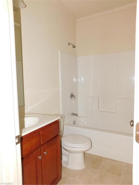 839 Howard Pl, High Point, NC 27262 photo 9