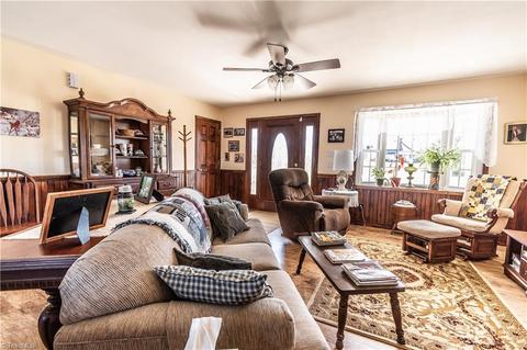 1055 Venable Rd, Pilot Mountain, NC 27041 photo 8