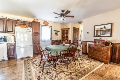1055 Venable Rd, Pilot Mountain, NC 27041 photo 9