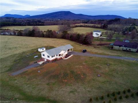1055 Venable Rd, Pilot Mountain, NC 27041 photo 27