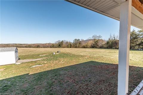 1055 Venable Rd, Pilot Mountain, NC 27041 photo 22