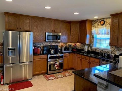 2160 Sheffield Rd, Harmony, NC 28634 photo 9