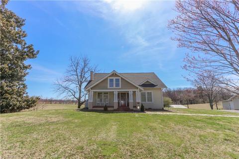 2280 Murray Rd, State Road, NC 28676 photo 1
