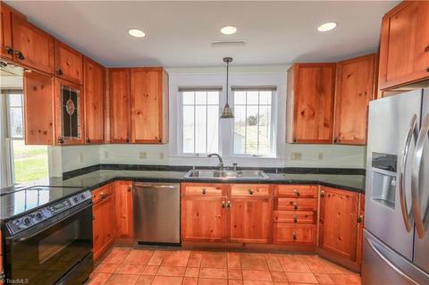 2280 Murray Rd, State Road, NC 28676 photo 21