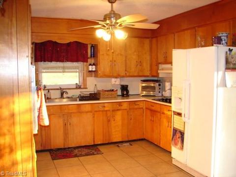 5256 Ridge Dr, Trinity, NC 27370 photo 2