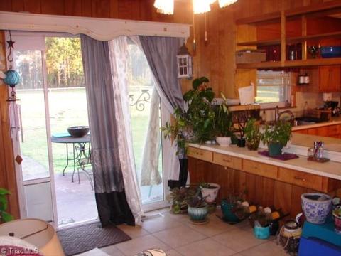 5256 Ridge Dr, Trinity, NC 27370 photo 4