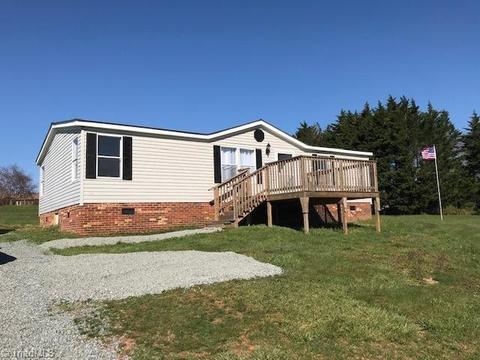 146 White Walnut St, Traphill, NC 28685 photo 1