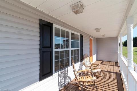 166 Peace Ct, Advance, NC 27006 photo 5