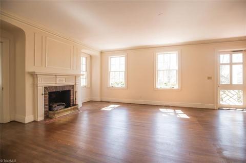 204 Hillcrest Dr, High Point, NC 27262 photo 3