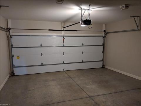 2437 Addison Blvd, High Point, NC 27262 photo 13