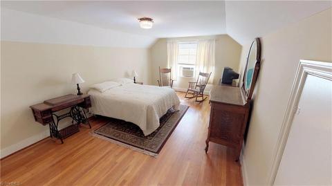 412 E Main St, Pilot Mountain, NC 27041 photo 16