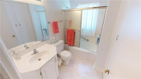 412 E Main St, Pilot Mountain, NC 27041 photo 13
