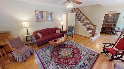 412 E Main St, Pilot Mountain, NC 27041 photo 7