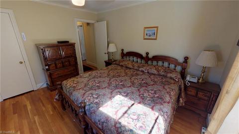 412 E Main St, Pilot Mountain, NC 27041 photo 15