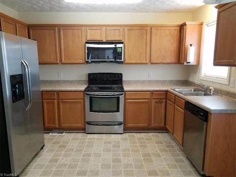 216 Pulliam St, King, NC 27021 photo 18