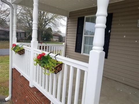 216 Pulliam St, King, NC 27021 photo 8