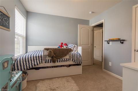 433 Sandybrooke Dr, High Point, NC 27265 photo 25