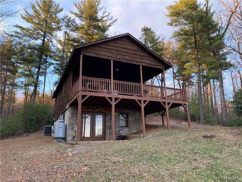 127 Hominy Dr, Purlear, NC 28665 photo 18