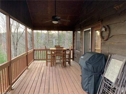 127 Hominy Dr, Purlear, NC 28665 photo 4