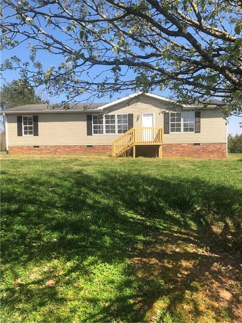 836 Hamlin Ford Rd, Dobson, NC 27017 photo 1