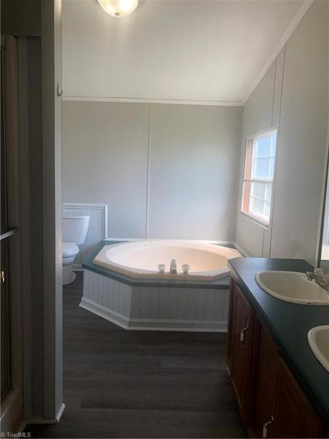 836 Hamlin Ford Rd, Dobson, NC 27017 photo 12