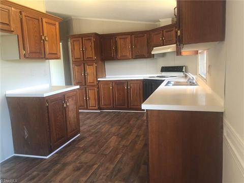 836 Hamlin Ford Rd, Dobson, NC 27017 photo 7
