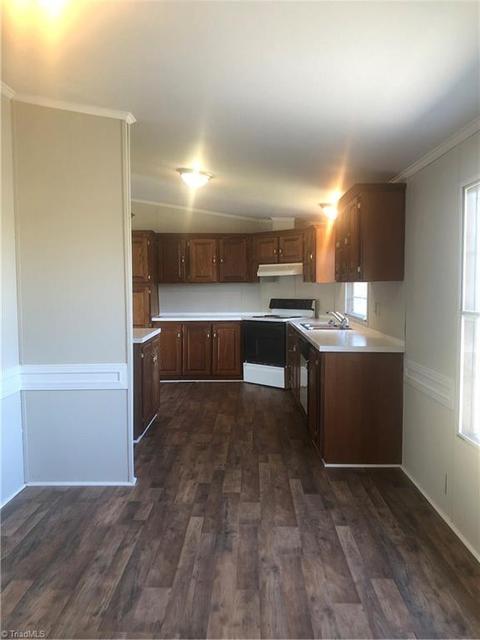 836 Hamlin Ford Rd, Dobson, NC 27017 photo 5