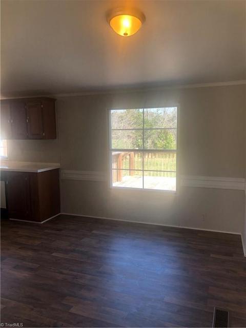 836 Hamlin Ford Rd, Dobson, NC 27017 photo 4