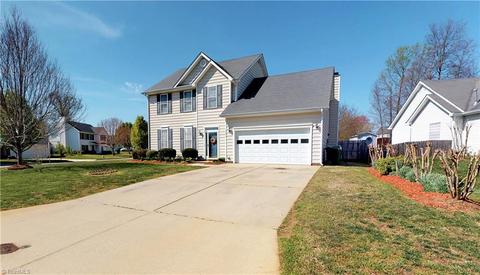 3659 Shadow Ridge Dr, High Point, NC 27265 photo 1