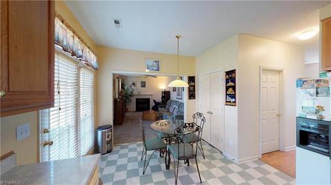 3659 Shadow Ridge Dr, High Point, NC 27265 photo 10