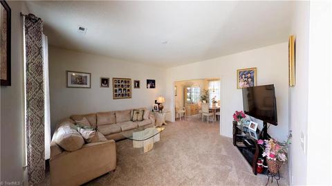 3659 Shadow Ridge Dr, High Point, NC 27265 photo 4