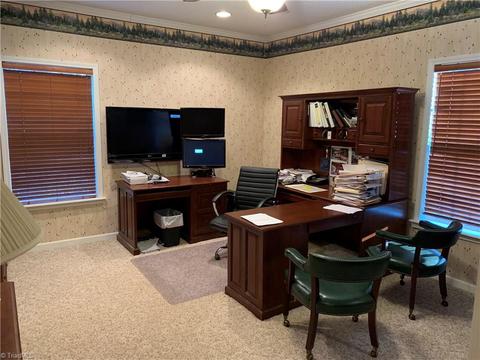 15784 W Us Highway 421, Purlear, NC 28665 photo 4