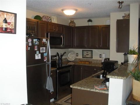 150 James Rd #2C, High Point, NC 27265 photo 8
