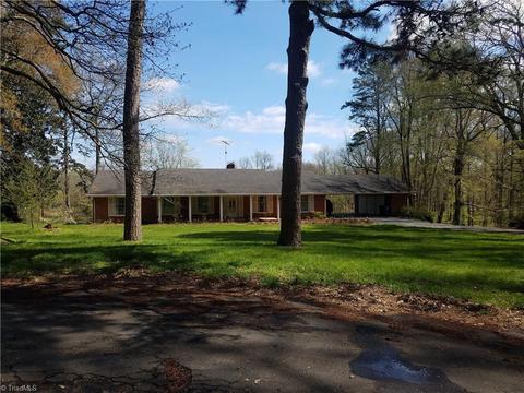 133 E Valley View Rd, Advance, NC 27006 photo 1