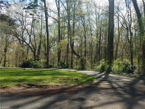 133 E Valley View Rd, Advance, NC 27006 photo 2