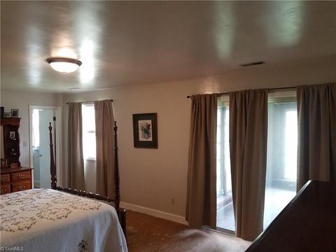 133 E Valley View Rd, Advance, NC 27006 photo 10