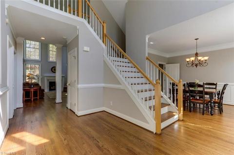 203 Castleton Pl, Jamestown, NC 27282 photo 5