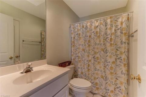 203 Castleton Pl, Jamestown, NC 27282 photo 21
