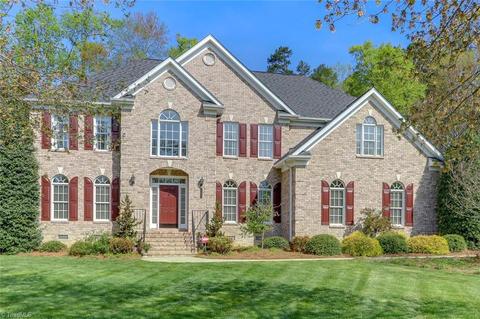 203 Castleton Pl, Jamestown, NC 27282 photo 1