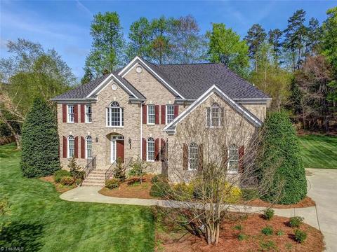 203 Castleton Pl, Jamestown, NC 27282 photo 4