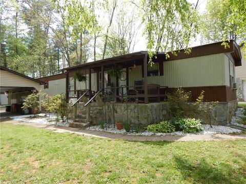 1655 Barker Rd, Roaring River, NC 28669 photo 2